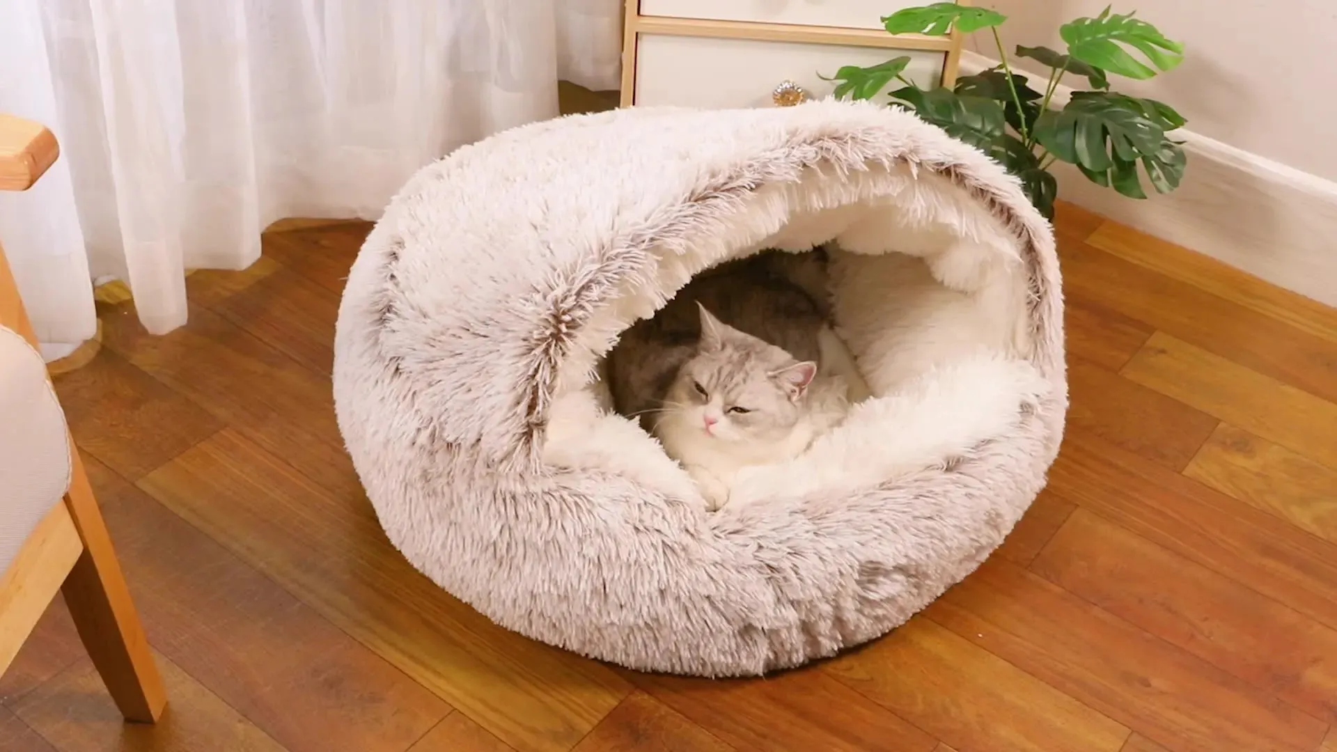 Fluffy Warming pet Cave Bed